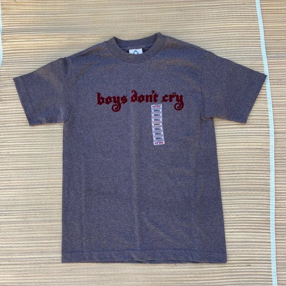 Boys Don’t Cry the Cure song T flocked fuzzy letters Small - Picture 2 of 3
